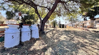 527 E Central Ave, Hemet, CA 92543