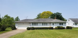 2017 Goshen Rd, Salem, OH 44460