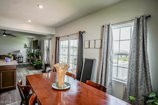 6693 Harrington Court Ave NE, Canton, OH 44721