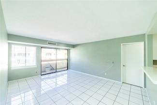 700 W 3rd St Unit B315, Santa Ana, CA 92701