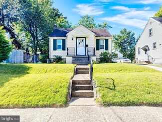 144 E Olive St, Westville, NJ 08093