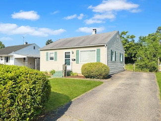 649 Cortland Dr, Springfield, OH 45505