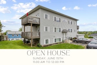 3107 Johnson Ave NW Unit 4, Cedar Rapids, IA 52405
