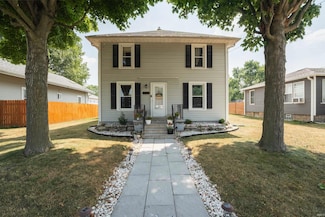 204 Chestnut Ave, Bristol, IN 46507