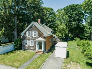 31 West St, Middleboro, MA 02346