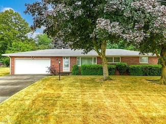 3763 Cayugas Dr, Akron, OH 44319