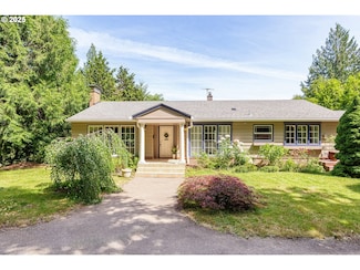 7450 SW Canyon Rd, Portland, OR 97225