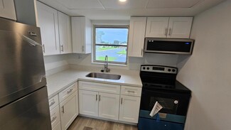 2907 Ashley Dr W Unit B, West Palm Beach, FL 33415