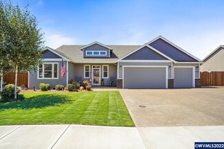 555 SE Belgian St, Sublimity, OR 97385