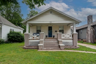 1612 N Grant Ave, Springfield, MO 65803