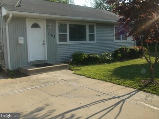 1003 Grandin Ave, Rockville, MD 20851