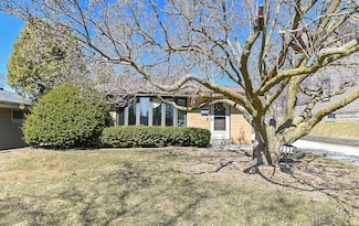 2334 W Henry Ave, Milwaukee, WI 53221