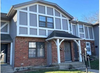 14033 Dunbar Ct, Grandview, MO 64030