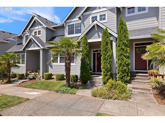 37945 Cascadia Village Dr, Sandy, OR 97055