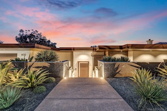 8070 La Jolla Scenic Dr N, La Jolla, CA 92037