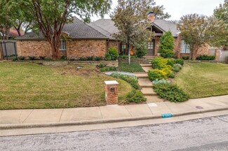 6003 Twin Coves St, Dallas, TX 75248