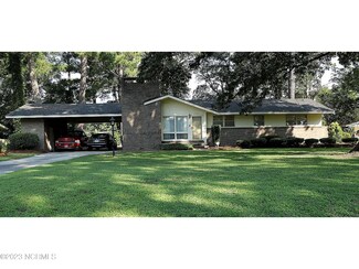 2406 Bel Air Ave SE, Wilson, NC 27893