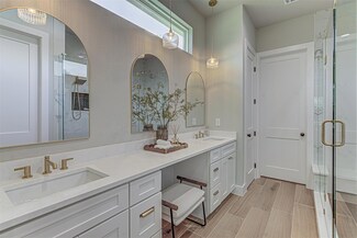 136 E Pauwela Ln, Bastrop, TX 78602