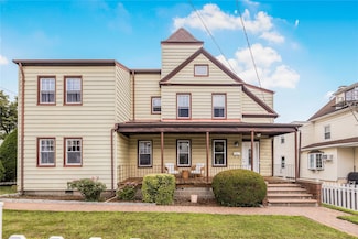 33 Alto Ave, Port Chester, NY 10573
