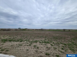 600 Railroad St, Hallam, NE 68368