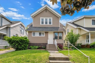 836 College Ave NE, Grand Rapids, MI 49503
