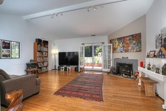 521 E Anapamu St Unit C6, Santa Barbara, CA 93103