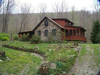 119 Woods Creek Rd, Donegal - Wml, PA 15646