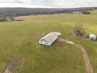 3815 S 77th Rd, Dunnegan, MO 65640
