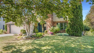 468 Burr Oak Dr, Ann Arbor, MI 48103
