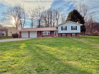 749 Grandview Ave, Point Pleasant, WV 25550