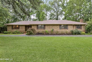 1025 Jo Ann Dr, Southaven, MS 38671