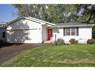 540 Jackson Ct, Genoa, IL 60135