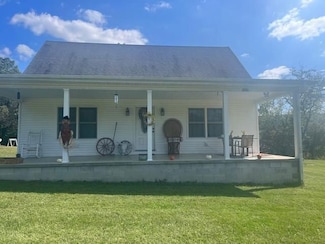 162 Yellow Spgs Rd, Elizabethtown, IL 62931
