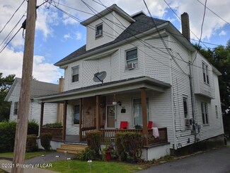 33 Cleveland St, Pittston, PA 18640
