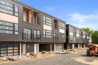 9 Franklin St Unit A, Salem, MA 01970