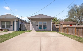 2902 Ruth St, Corpus Christi, TX 78405