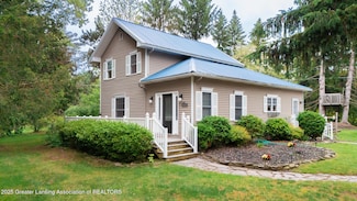 9181 Coleman Rd, Haslett, MI 48840
