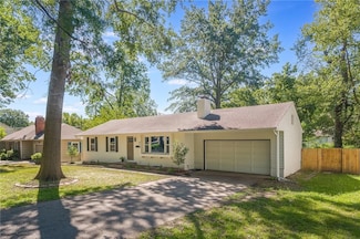 619 E 109th St, Kansas City, MO 64131