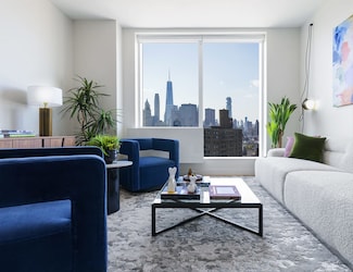 180 Broome St Unit 1107, New York, NY 10002