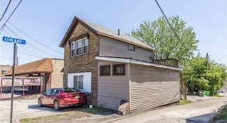 853 Wooster Rd N, Barberton, OH 44203