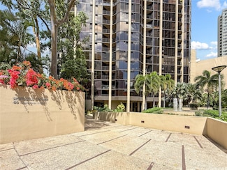 60 N Beretania St Unit 1210, Honolulu, HI 96817