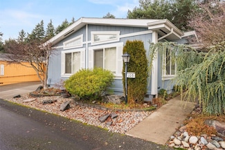 1821 137th St E Unit 105, Tacoma, WA 98445