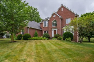 6607 Greenridge Dr, Indianapolis, IN 46278