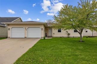 3325 29th Ave, Marion, IA 52302