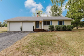 109 Philip Rd, Christopher, IL 62822