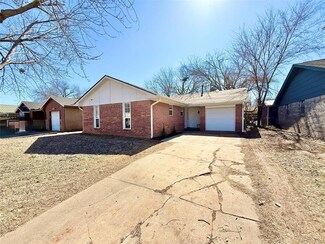 2307 E 11th St, Shawnee, OK 74801