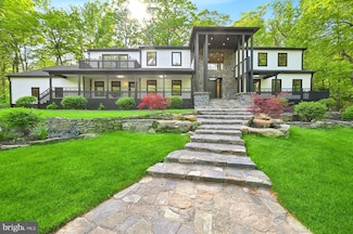 104 Bouvant Dr, Princeton, NJ 08540