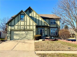 11512 Flint St, Overland Park, KS 66210