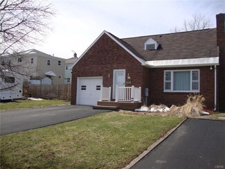 903 Myrtle St, Syracuse, NY 13204