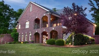 381 Shagbark Ct, Mount Gilead, NC 27306